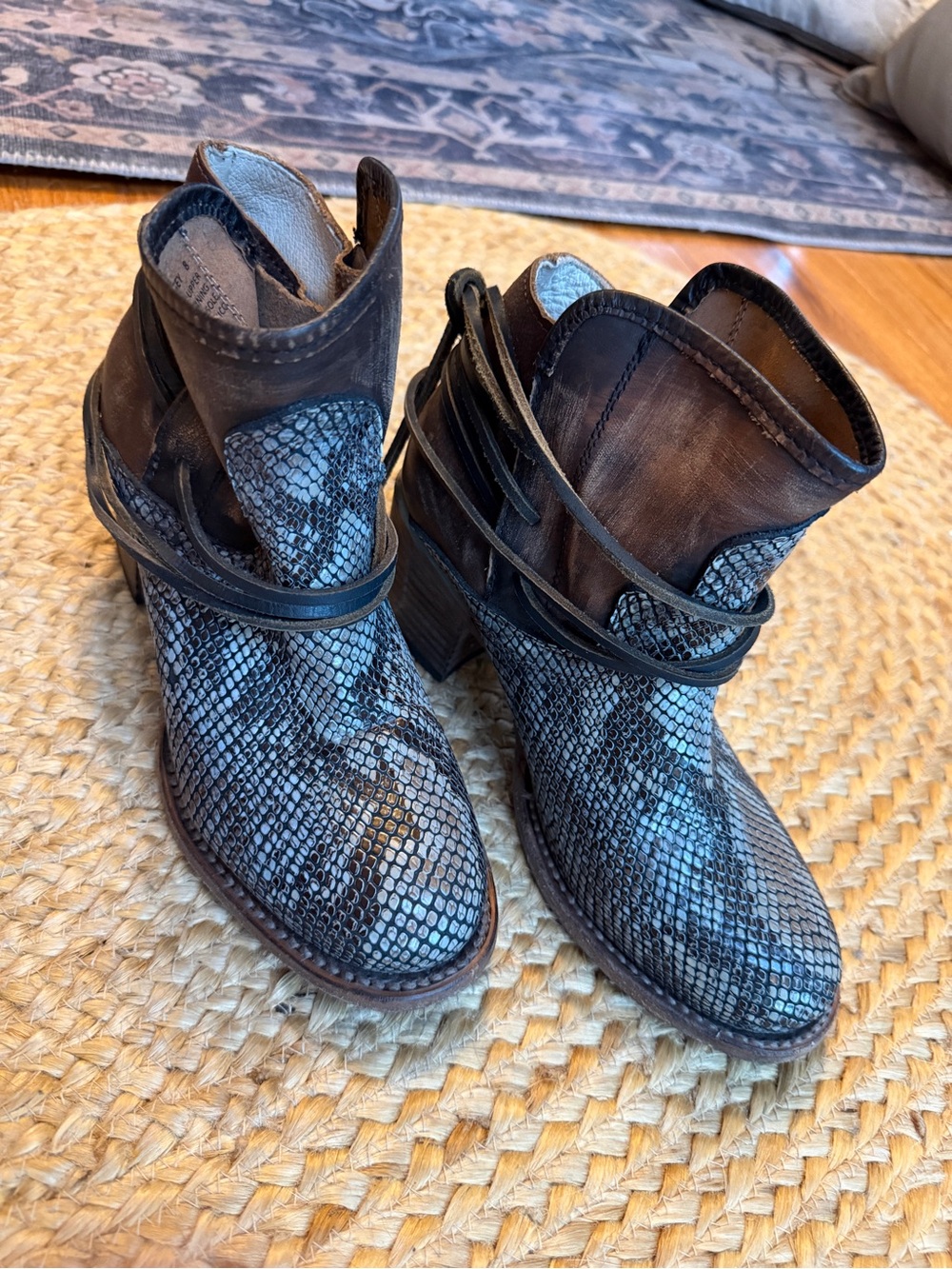 Freebird by Steven FB-Casey Snakeskin Brown Leather Wrap Booties Size 8